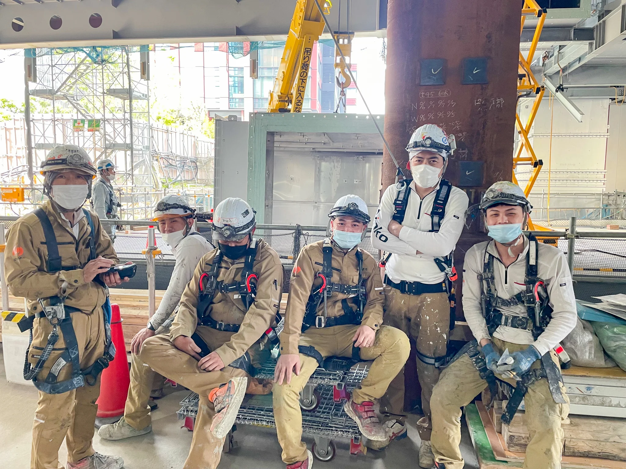 お問い合わせセクションの背景画像