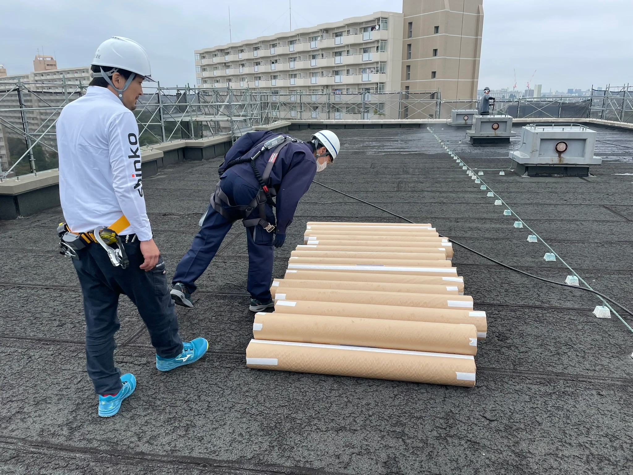 集合住宅防水改修工事 施工中