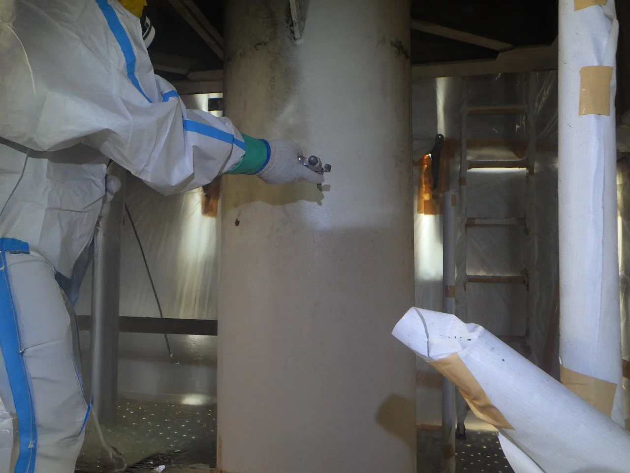 歩道橋補修工事 施工中